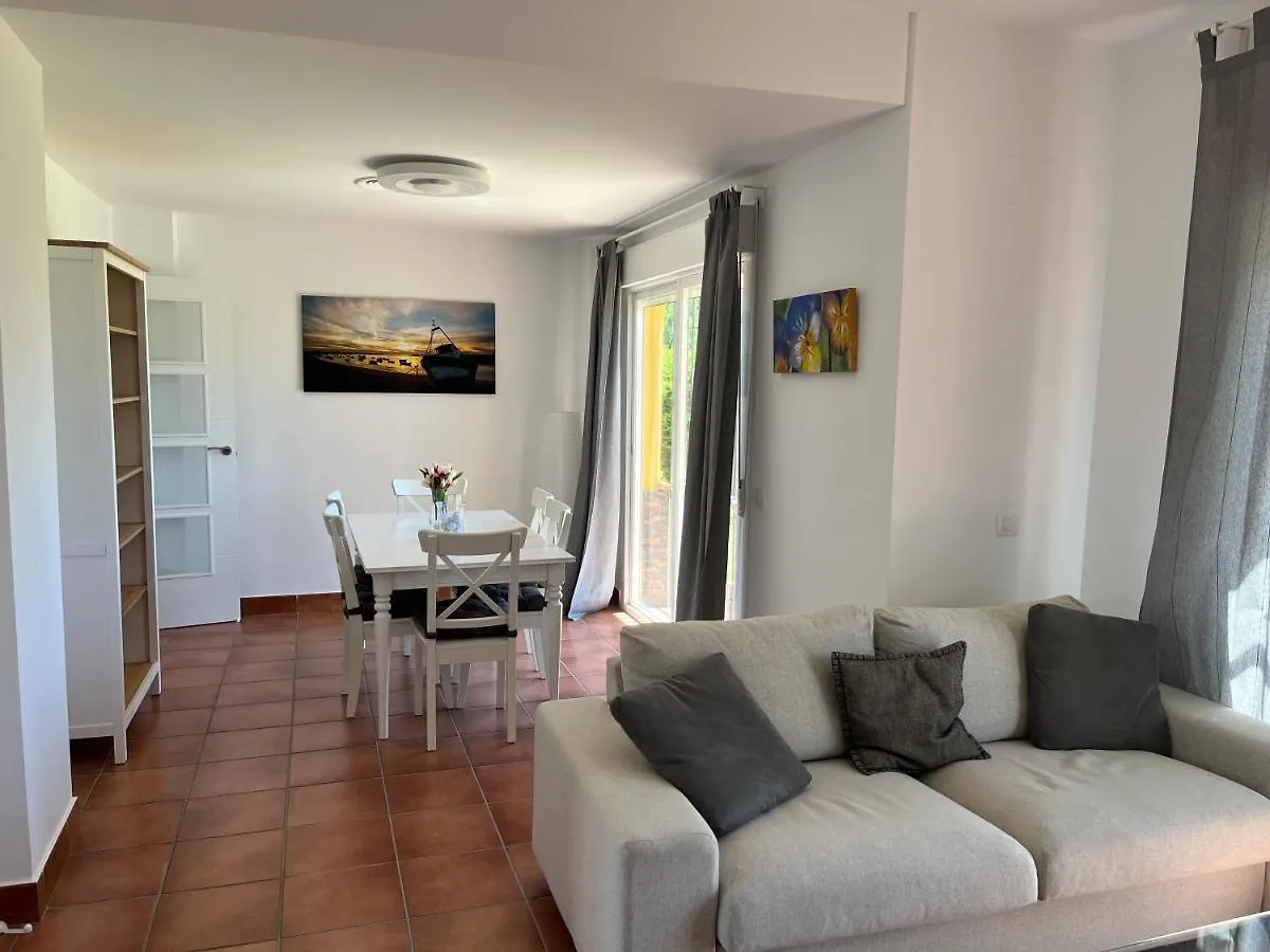 チクラナ・デ・ラ・フロンテーラ Chalet Con Piscina En Novo Sancti Petriヴィラ 別荘